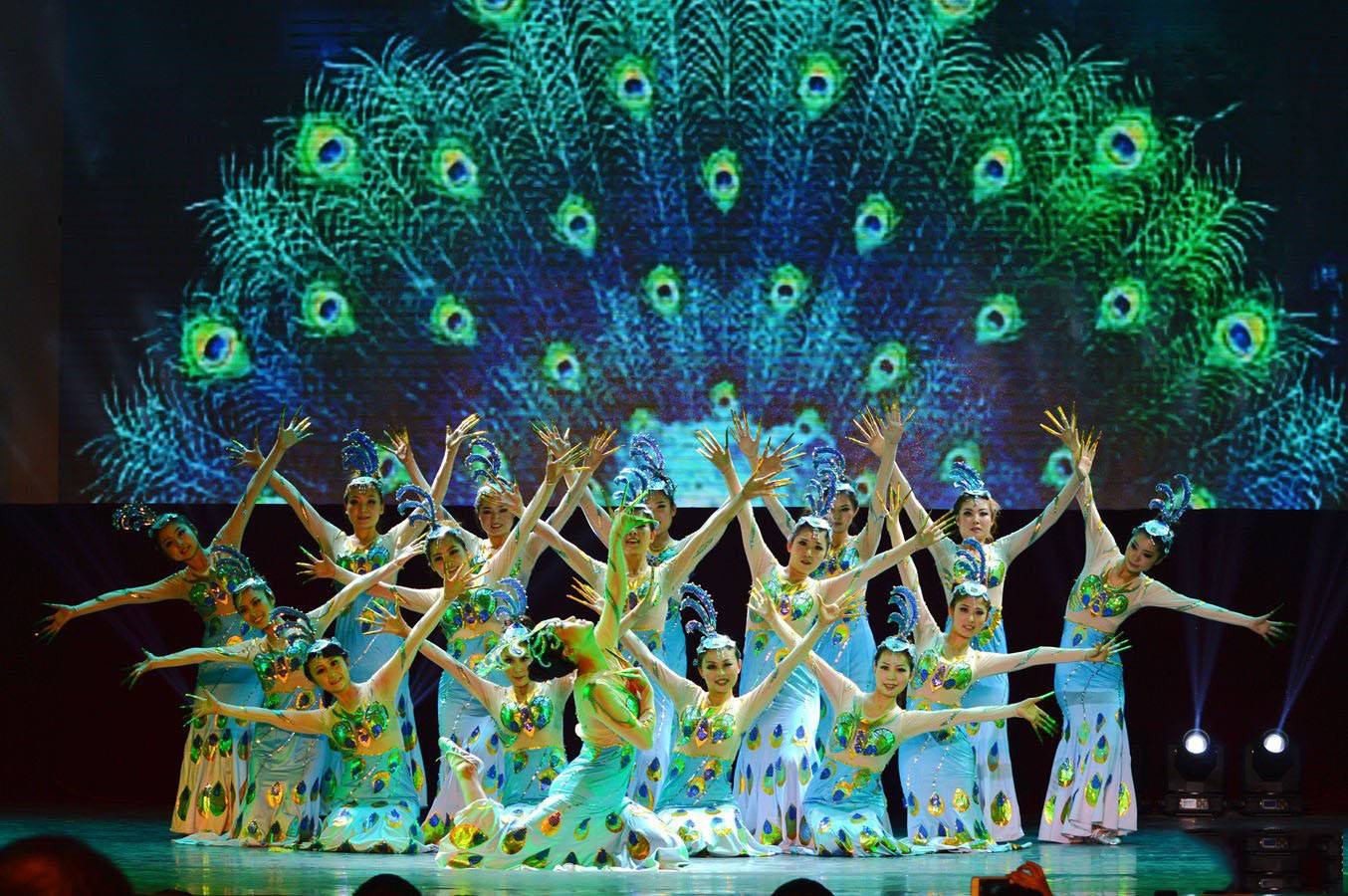 演藝公司服務品牌依賴哪些文化資源